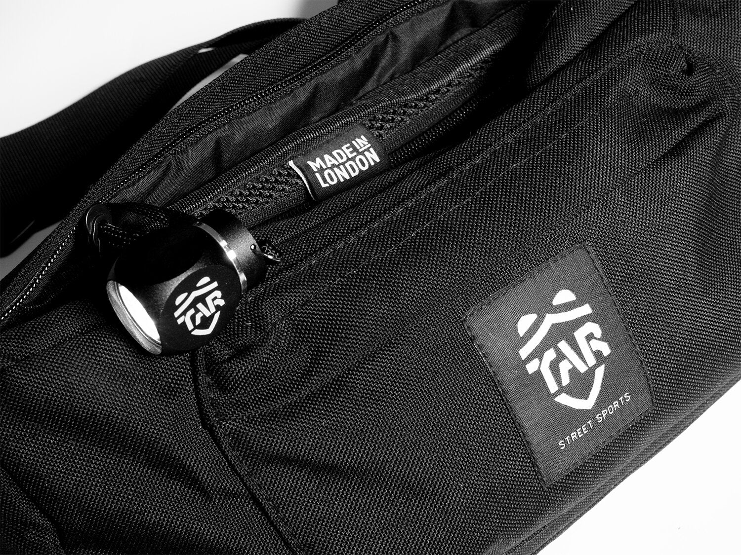 Tar Street Sports Medium Smellproof Cross Bag